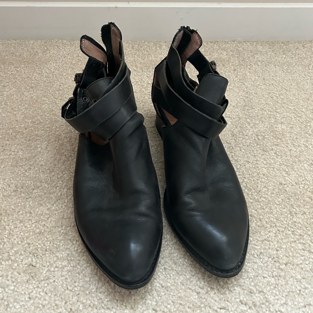 Jeffrey Campbell Everly Black Leather Cutout Ankle Booties Size 8.5 - Picture 3 of 8